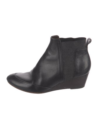 Coclico Leather Chelsea Boots