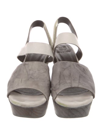 Coclico Suede Colorblock Pattern Slingback Sandals