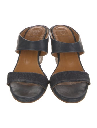 Coclico Leather Slides