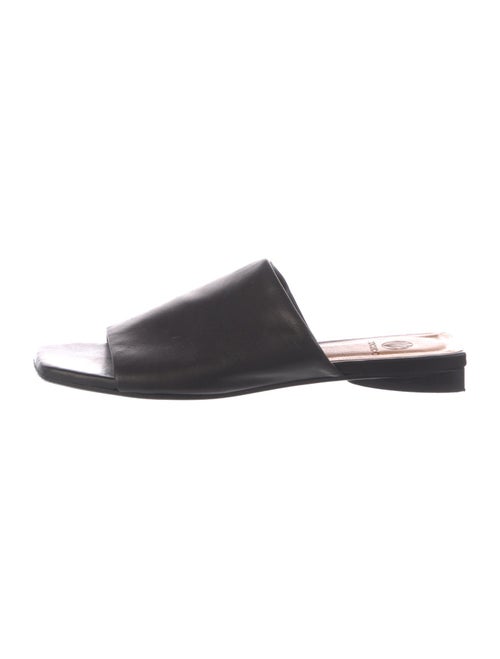 Coclico Leather Slides