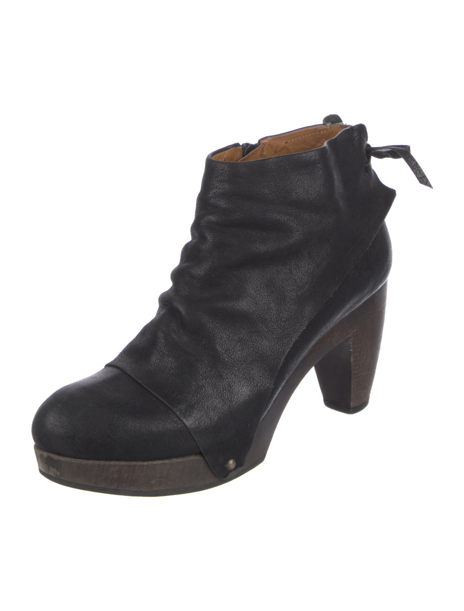 Coclico Leather Lace-Up Boots