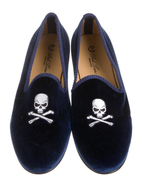 Del Toro Velvet Skull & Crossbones Smoking Slippers