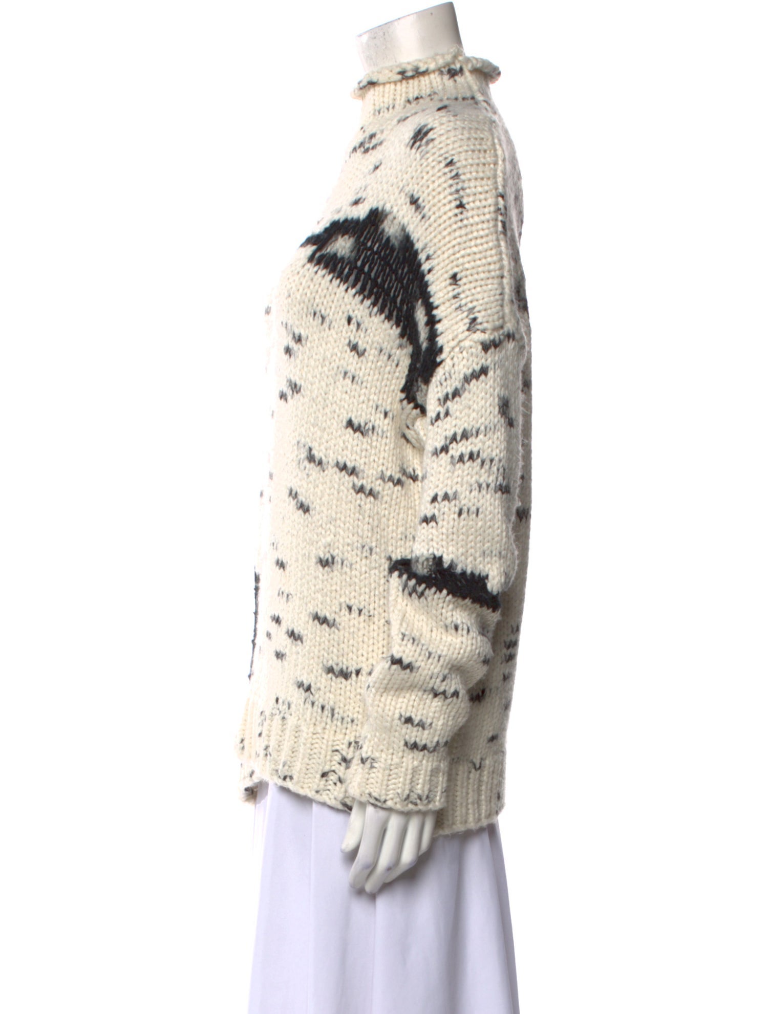 Line Printed Turtleneck Sweater