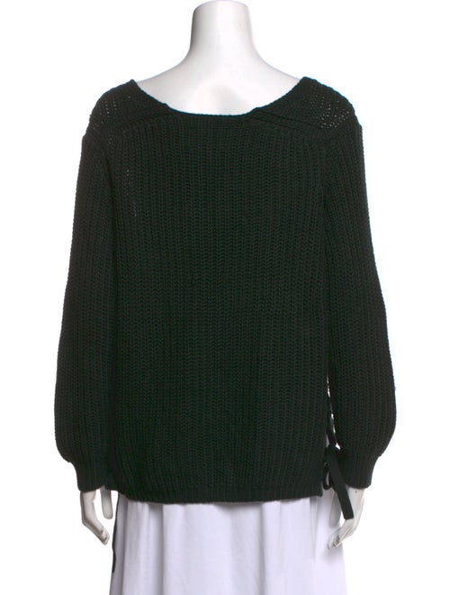 Line Scoop Neck Sweater