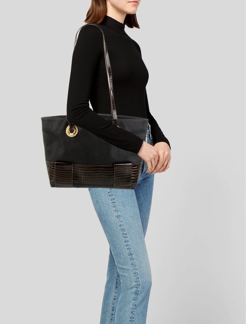 Rodo Shoulder Bag