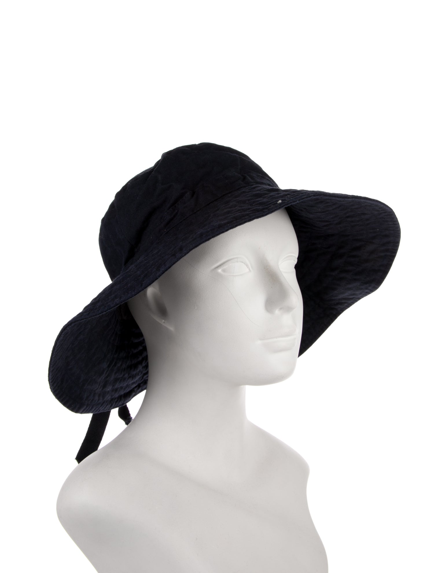 Helen Kaminski summer bucket hat
