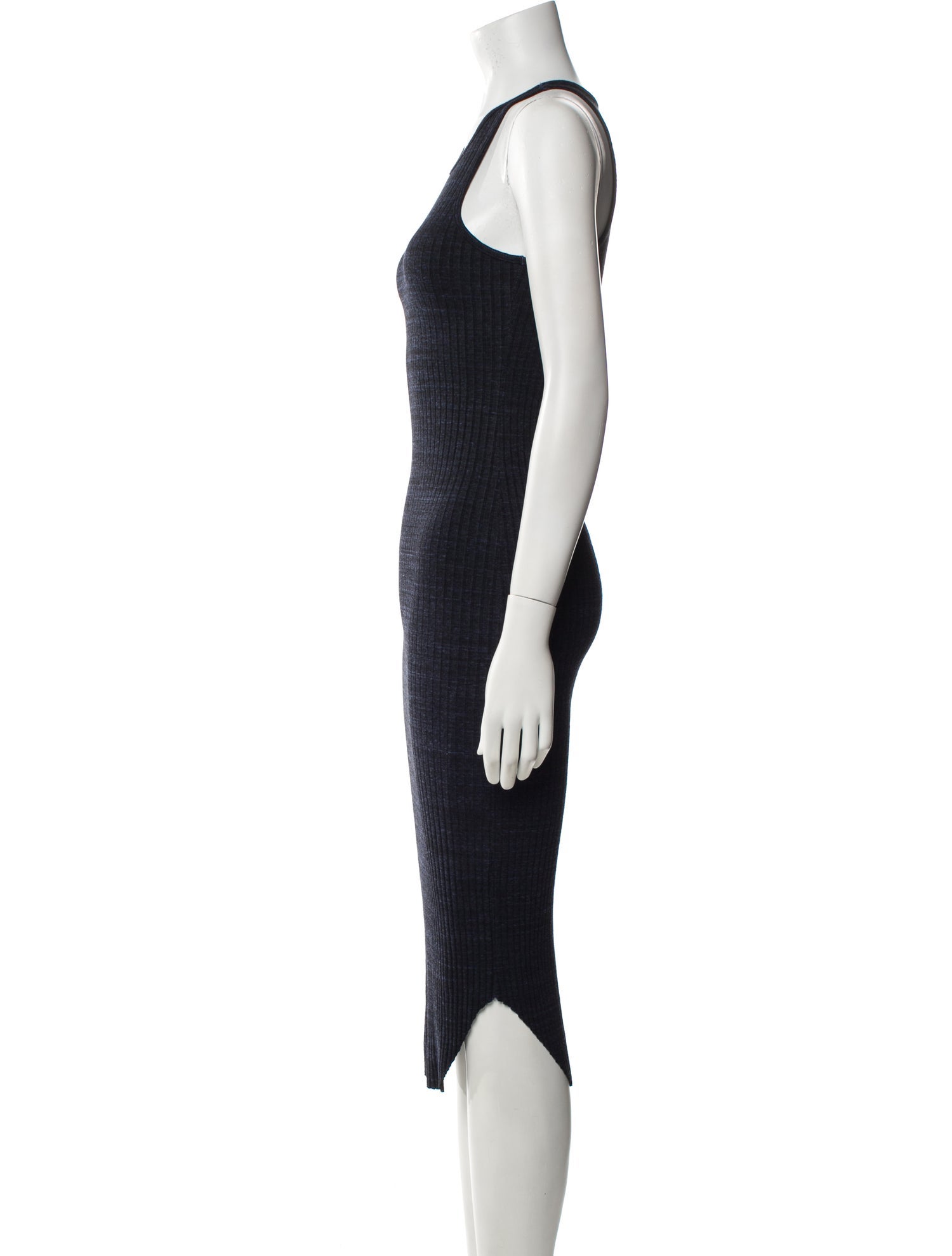 Monrow Scoop Neck Midi Length Dress