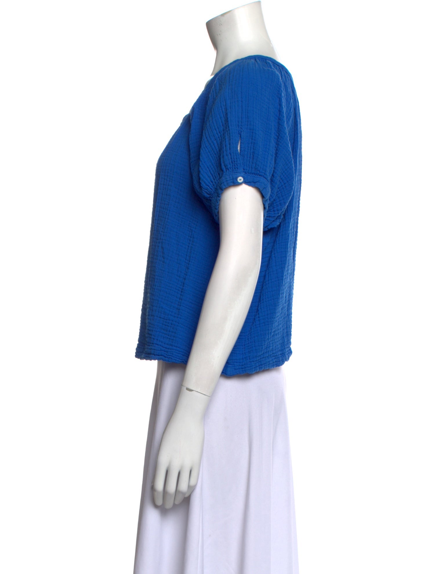 9seed Scoop Neck Short Sleeve Button-Up Top