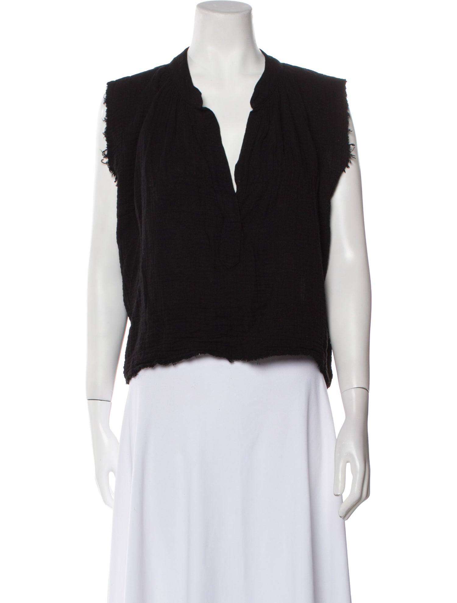 9seed Plunge Neckline Sleeveless Crop Top