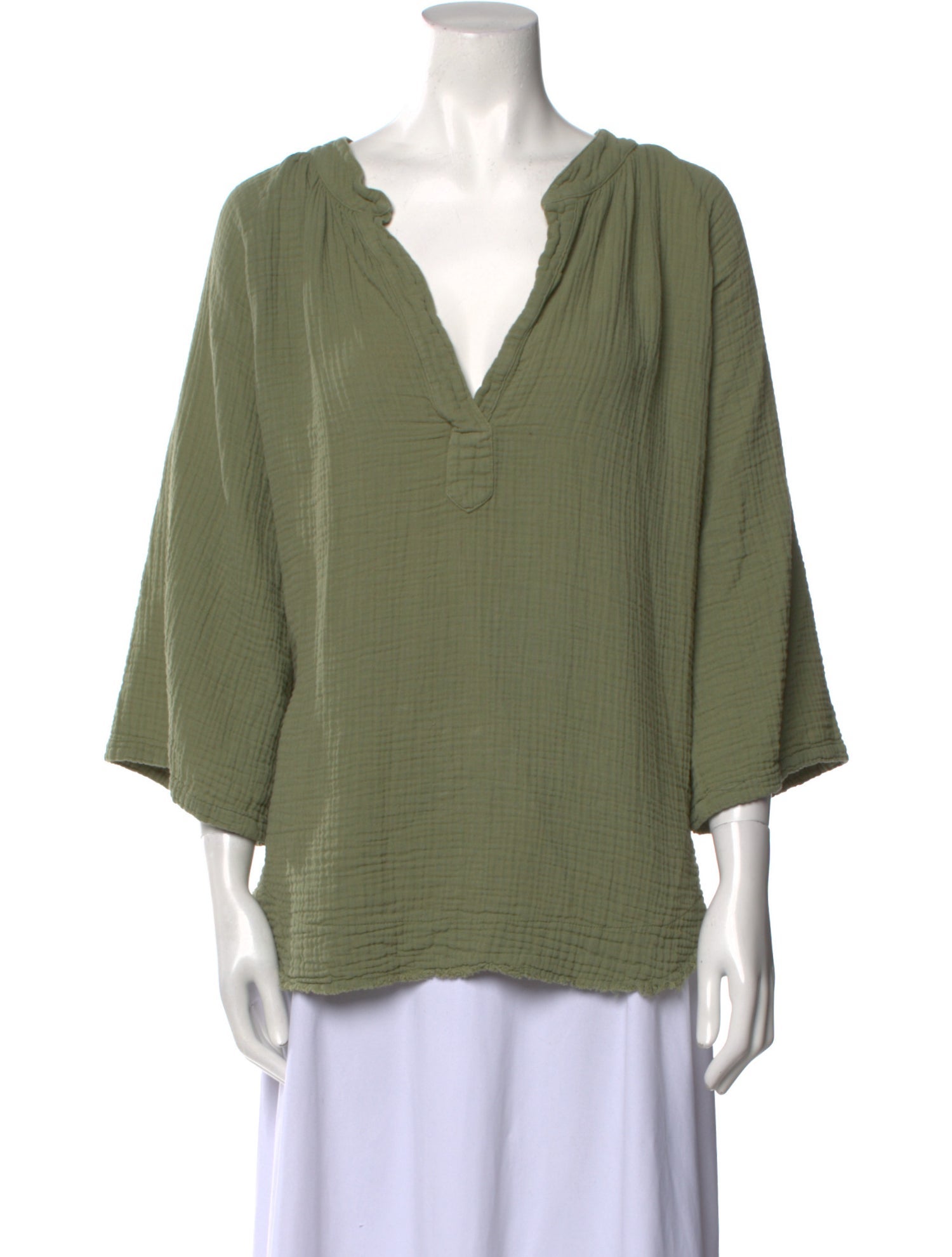 9seed V-Neck Three-Quarter Sleeve Blouse