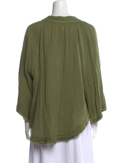 9seed V-Neck Three-Quarter Sleeve Blouse