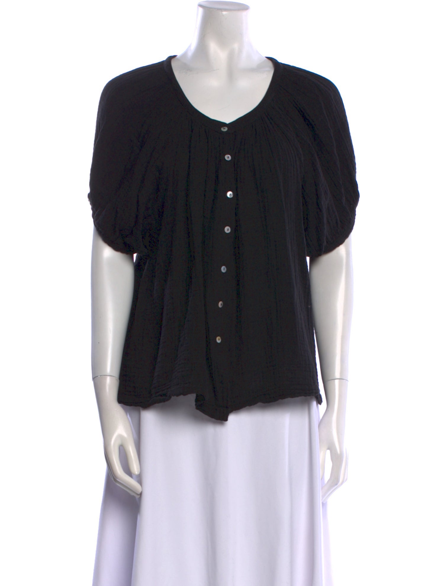 9seed Scoop Neck Short Sleeve Button-Up Top