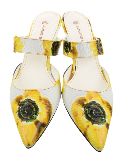 Samantha Sung Embossed Leather Printed Slides