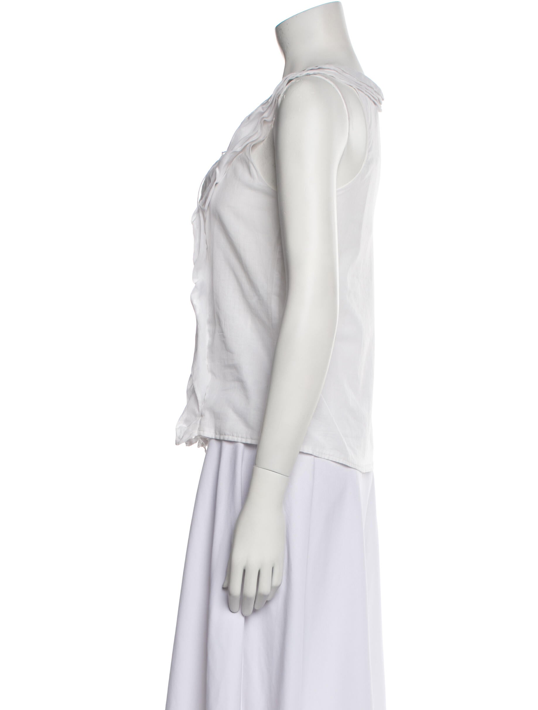 Samantha Sung Scoop Neck Sleeveless Top