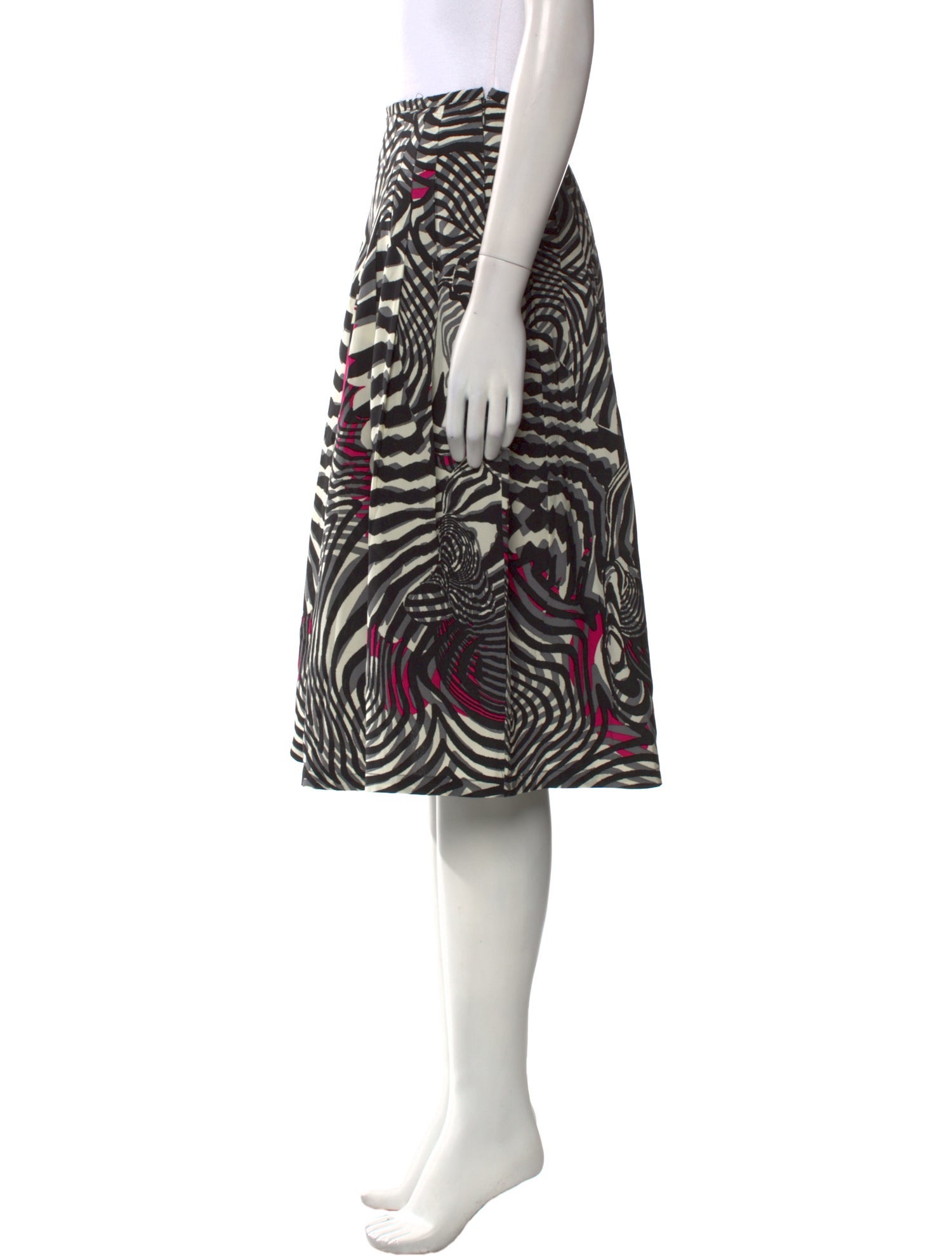 Samantha Sung Silk Knee-Length Skirt