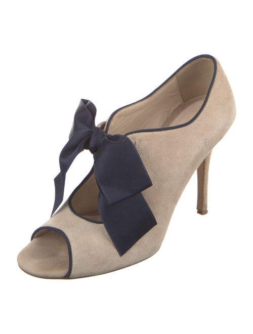 L.K. Bennett Suede Bow Accents Sandals
