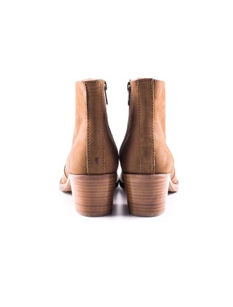 A.P.C. Camarguaise Ankle Boots