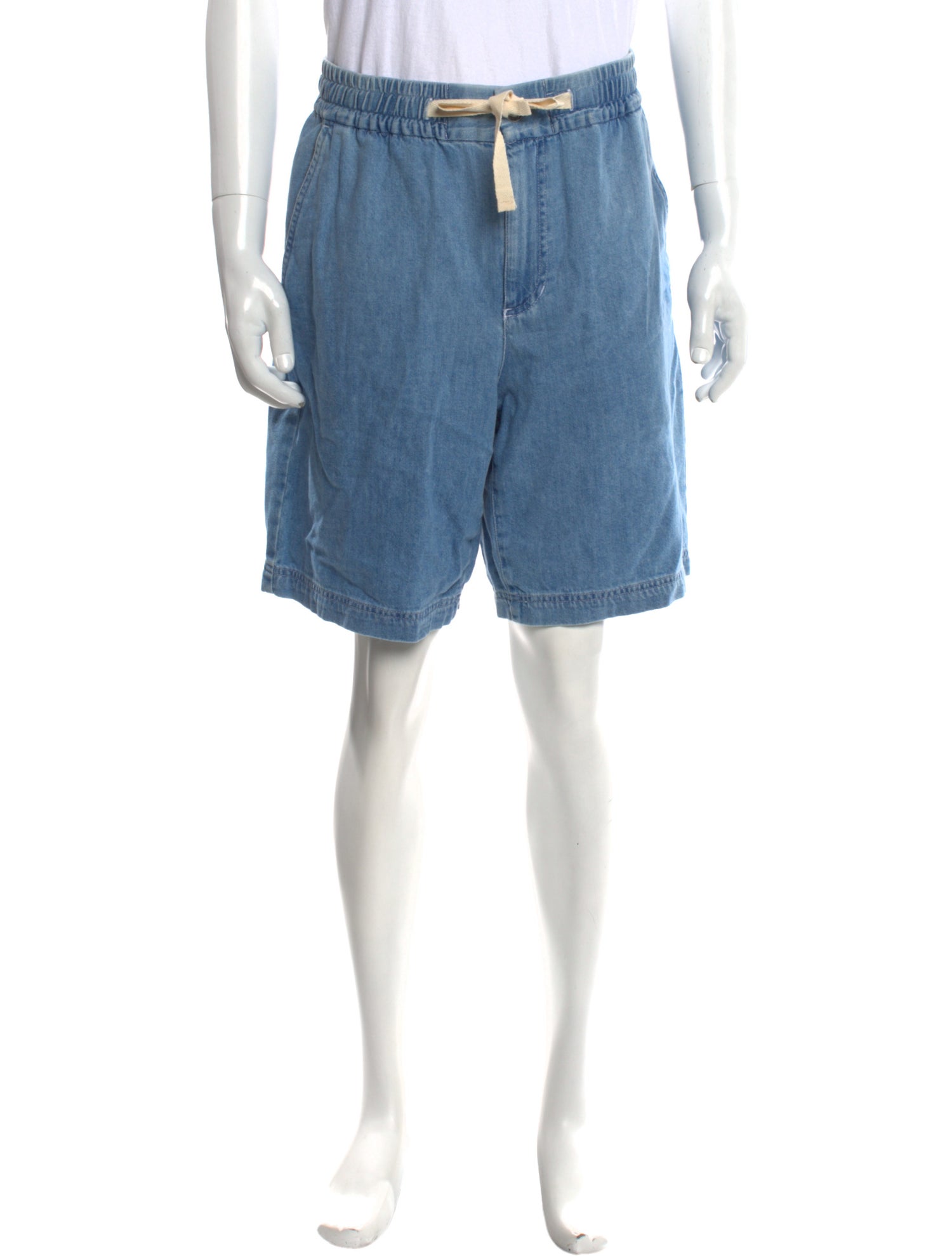 【日本入手困難】Garment-dyed gabardine Bermudas 日本入手困難】Garment-dyed gabardine Bermudas