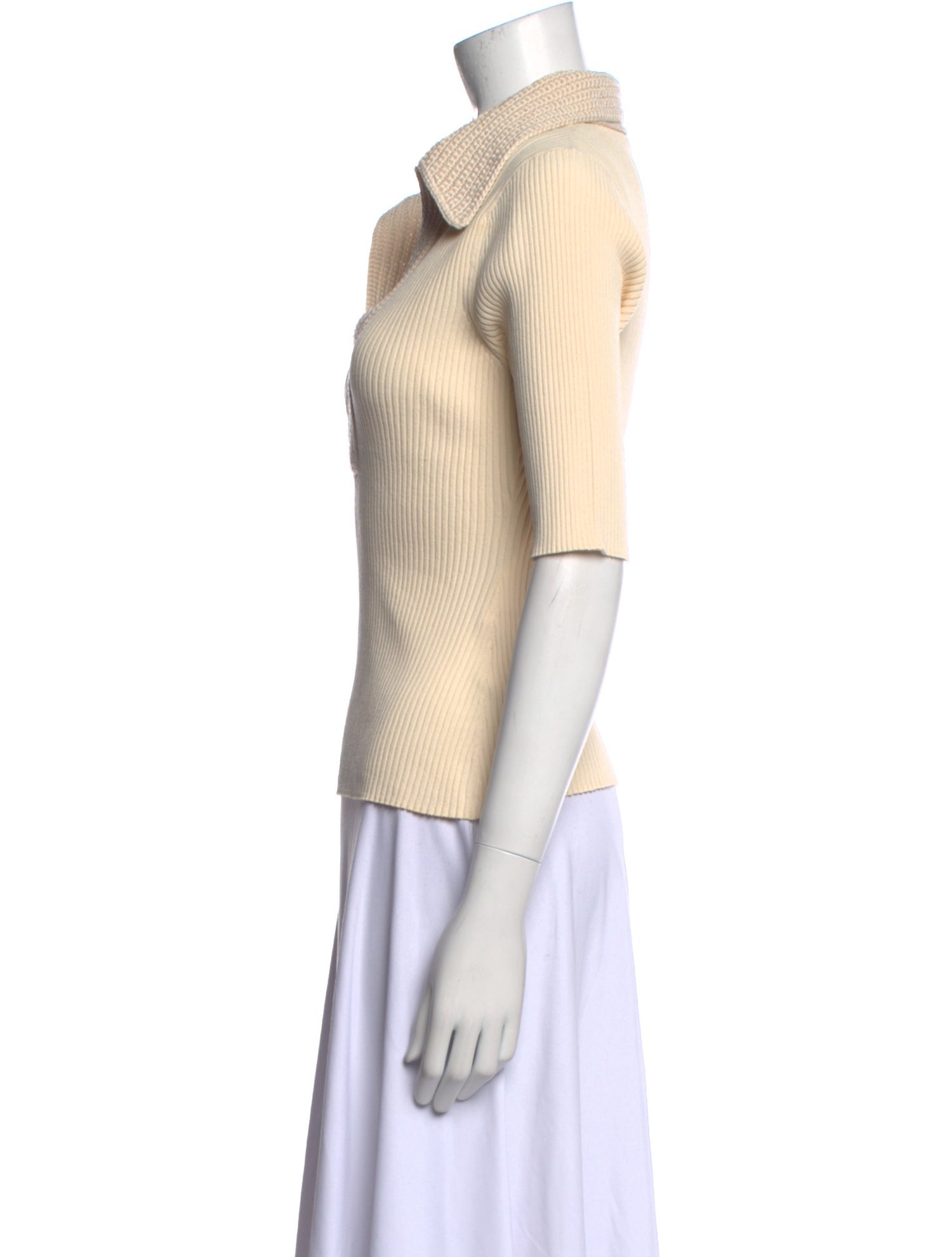 A.L.C. V-Neck Three-Quarter Sleeve Top