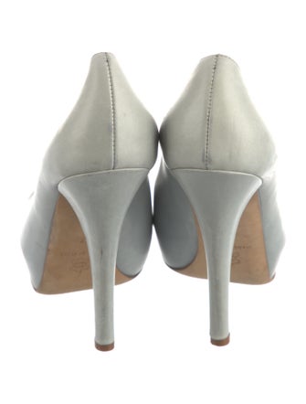 Alejandro Ingelmo Leather Pumps