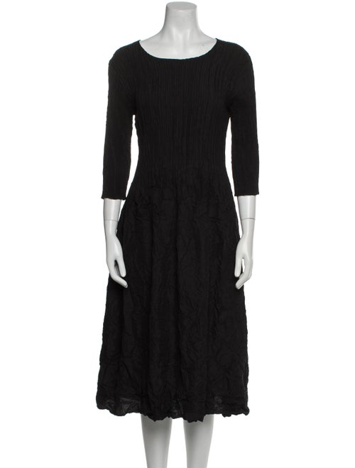 Alquema Scoop Neck Midi Length Dress