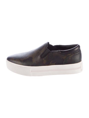 camo slip on sneakers ash camo slip on sneakers shoes wab20203 the realreal camo slip on sneakers ash camo slip on sneakers shoes wab20203 the realreal
