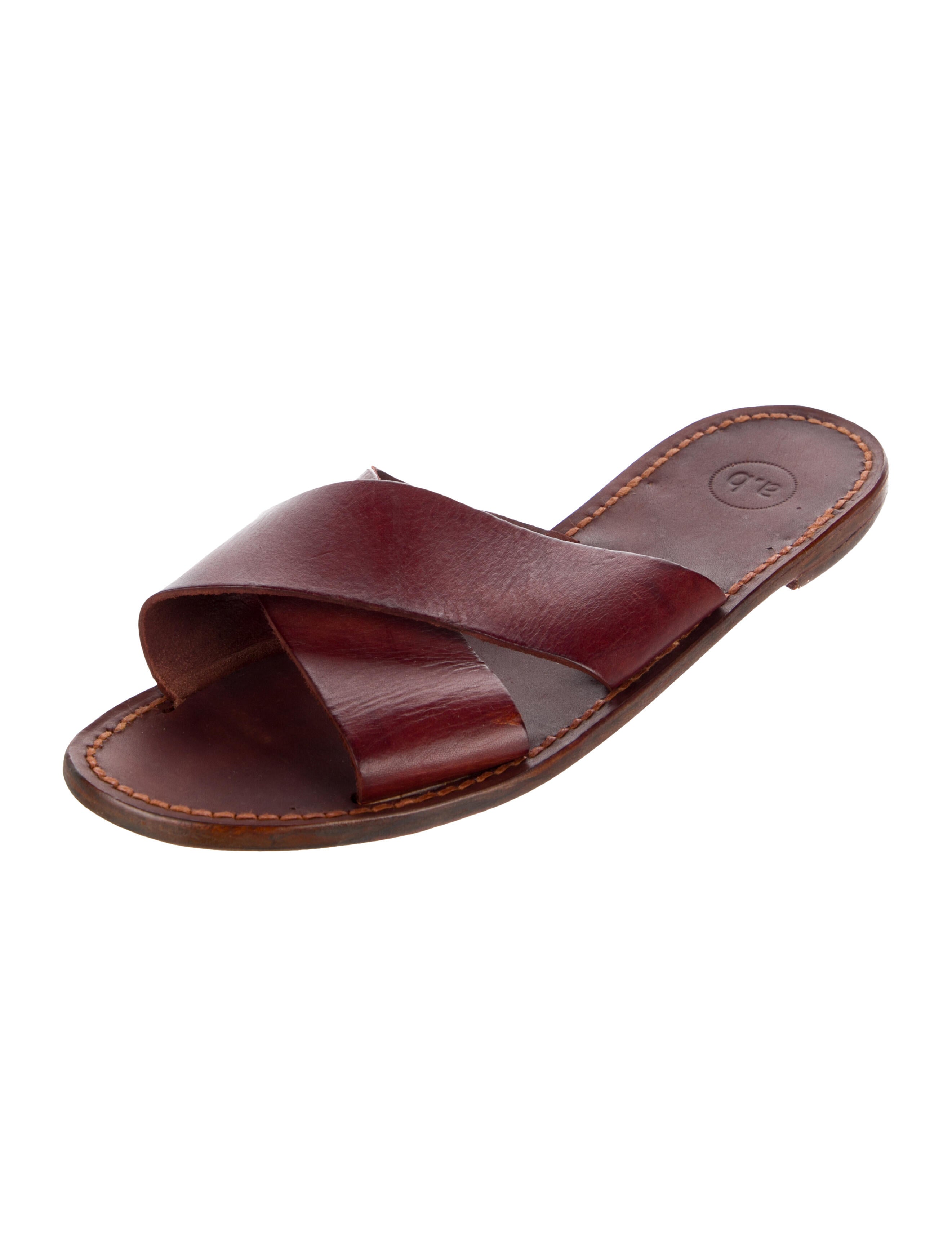 Apuntob Leather Slides