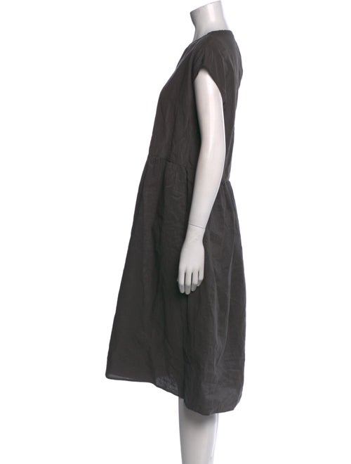 Apuntob Scoop Neck Midi Length Dress