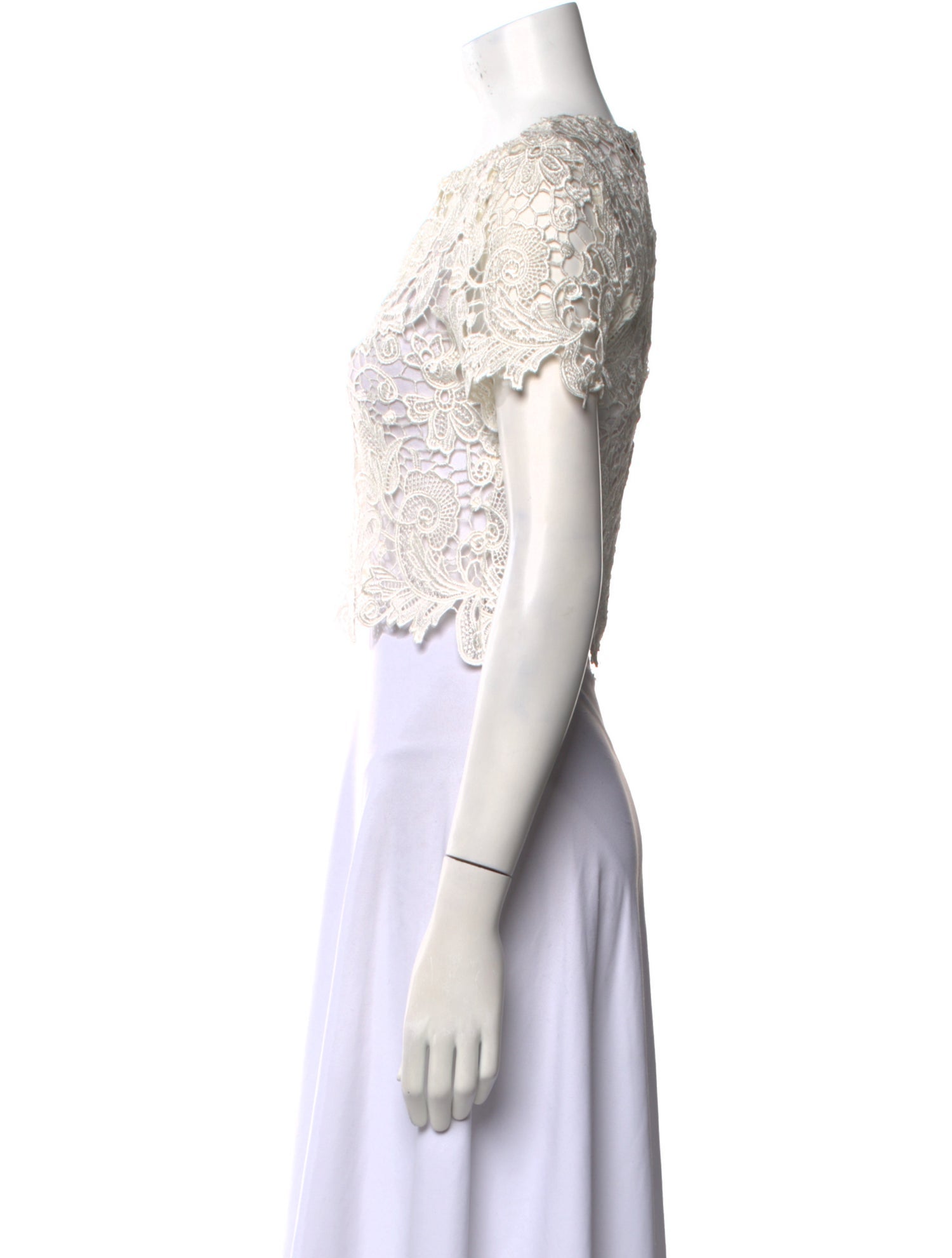 ABYSS BY ABBY Lace Pattern Crew Neck Crop Top