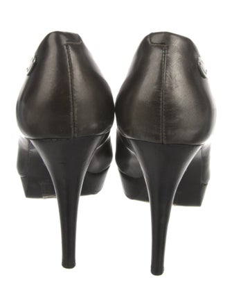 Adolfo Dominguez Leather Pumps