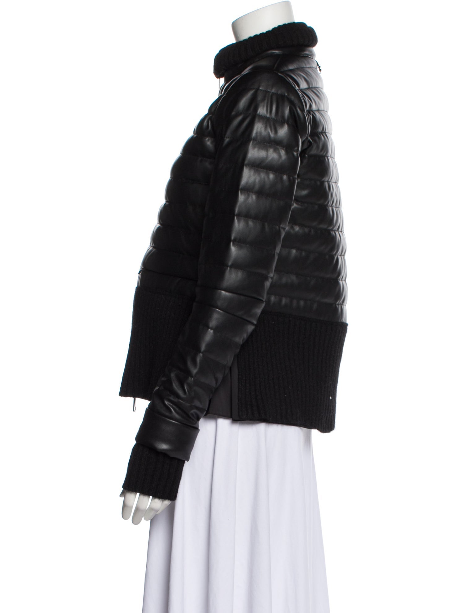 Adrøit Atelier Down Jacket