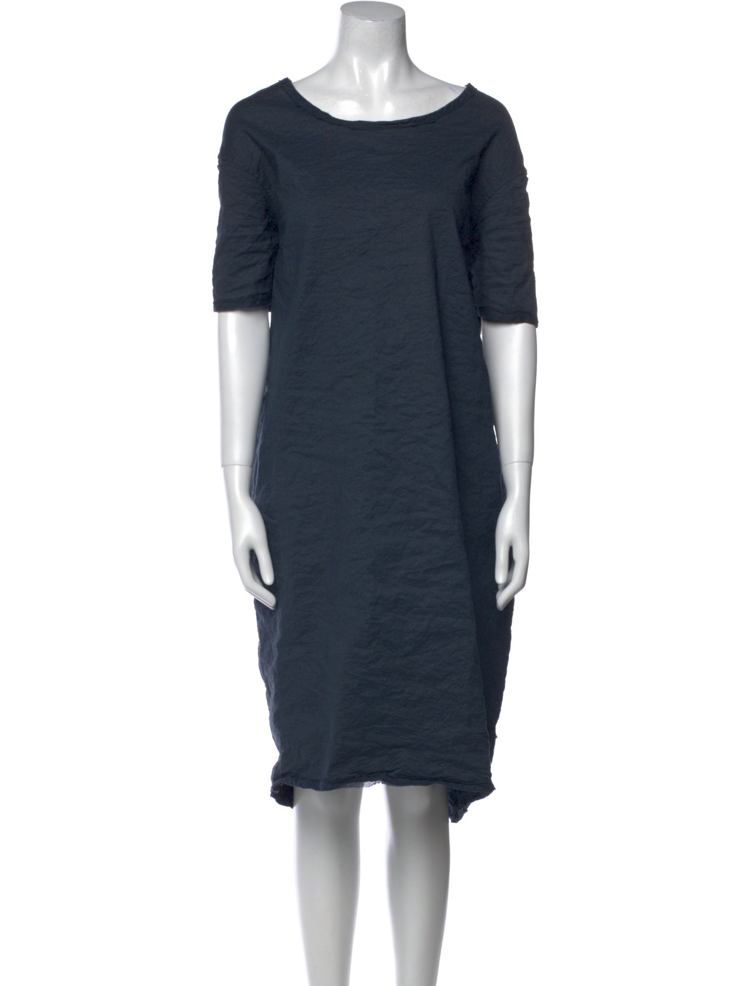 Aequamente Scoop Neck Midi Length Dress