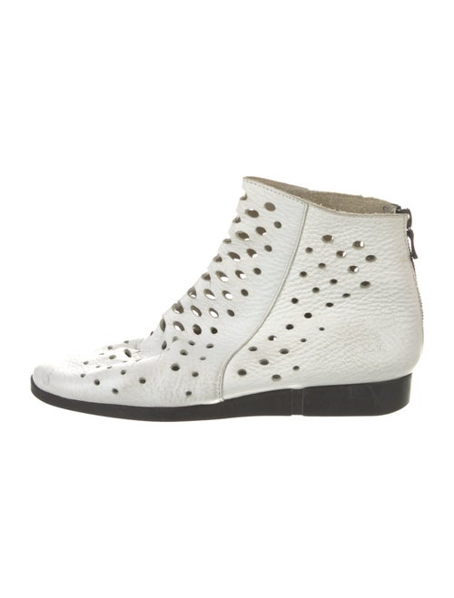 Arche Leather Cutout Accent Boots
