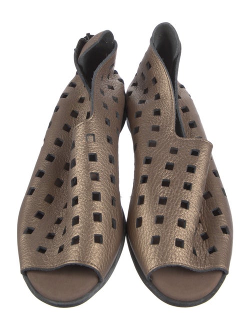 Arche Leather Lasercut Accents Slingback Flats