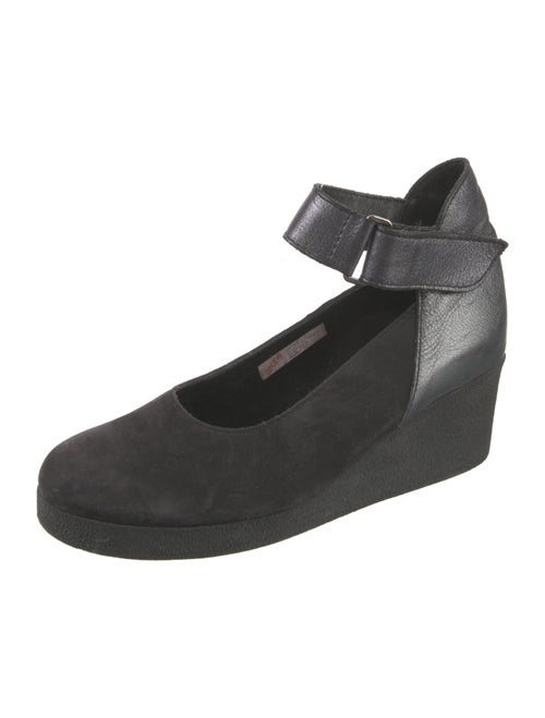 Arche Suede Sneakers