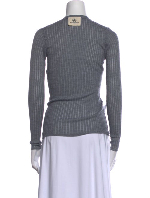 Attersee Virgin Wool V-Neck Sweater