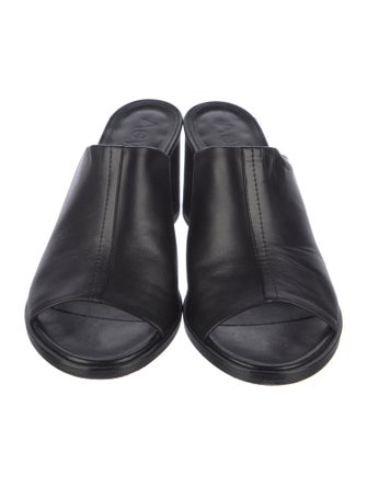 Aeyde Leather Slides