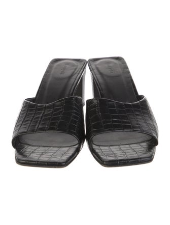 Aeyde Leather Slides