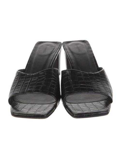 Aeyde Leather Slides
