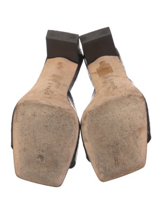 Aeyde Leather Slides