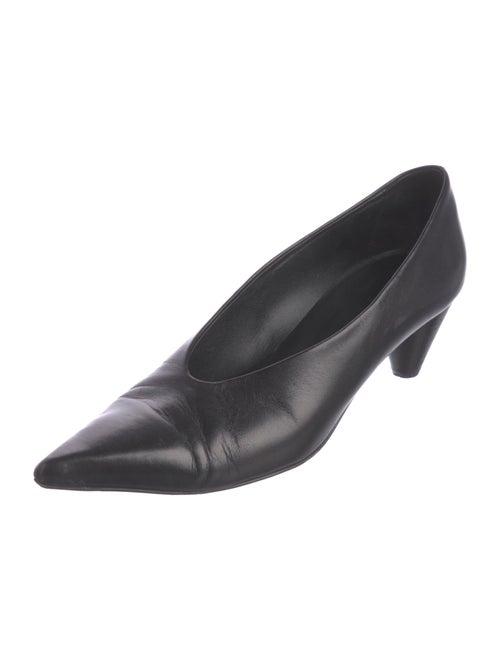 Aeyde Leather Pumps