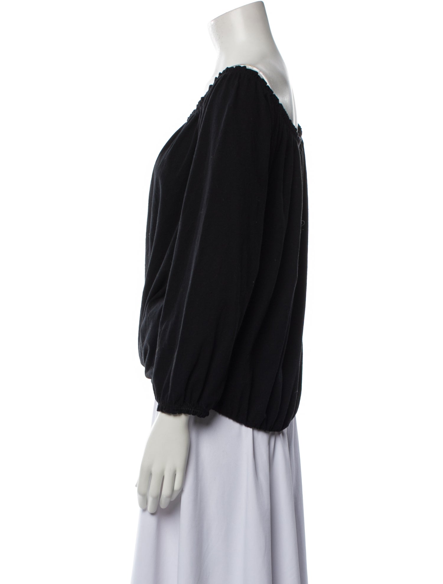 Allude Scoop Neck Three-Quarter Sleeve Blouse