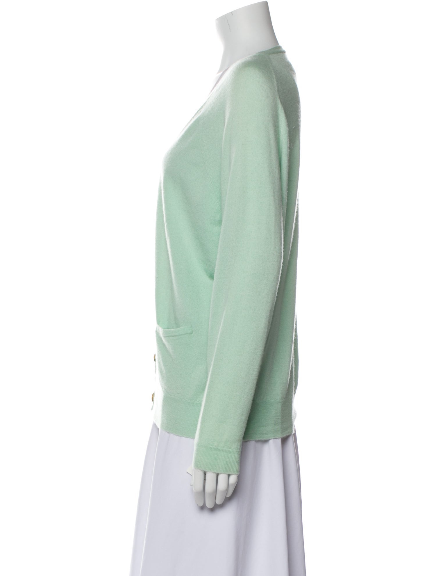 Allude Cashmere Plunge Neckline Sweater