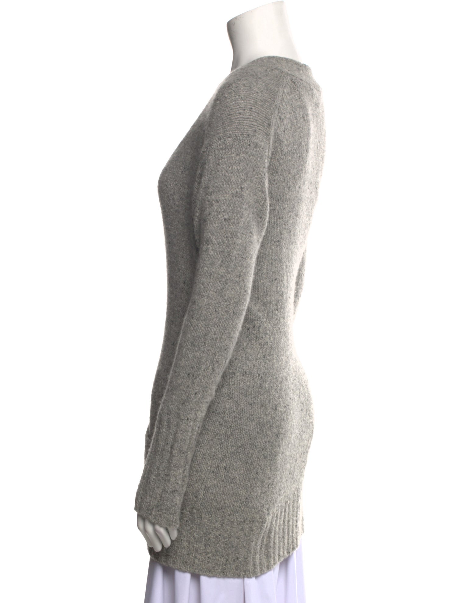 Allude Cashmere V-Neck Sweater