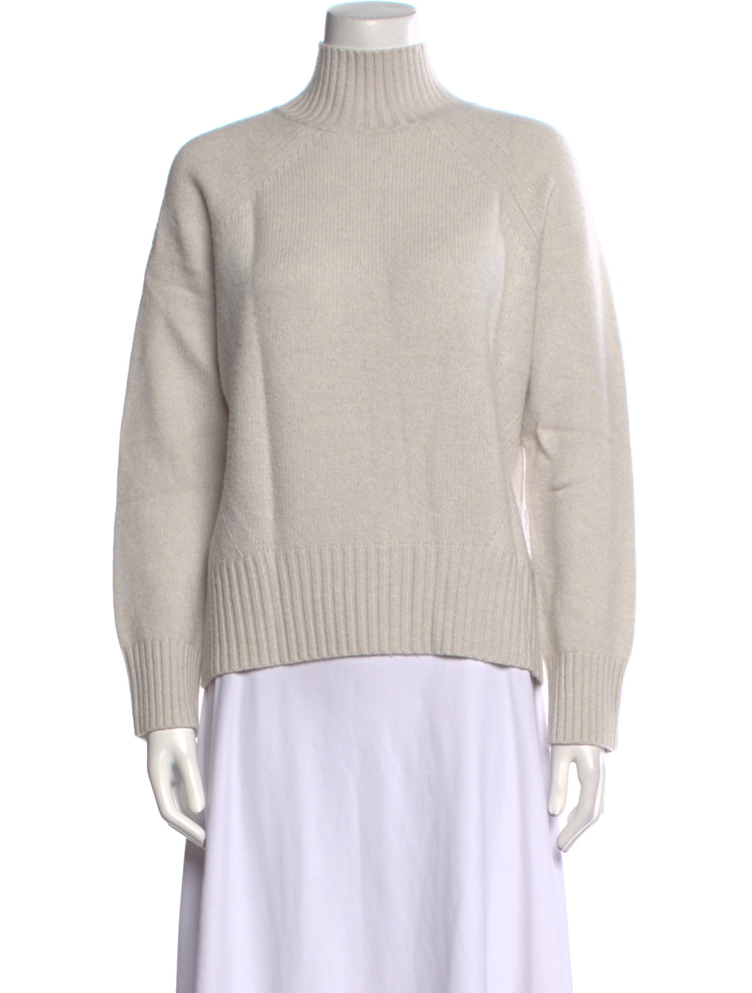 Allude Virgin Wool Turtleneck Sweater