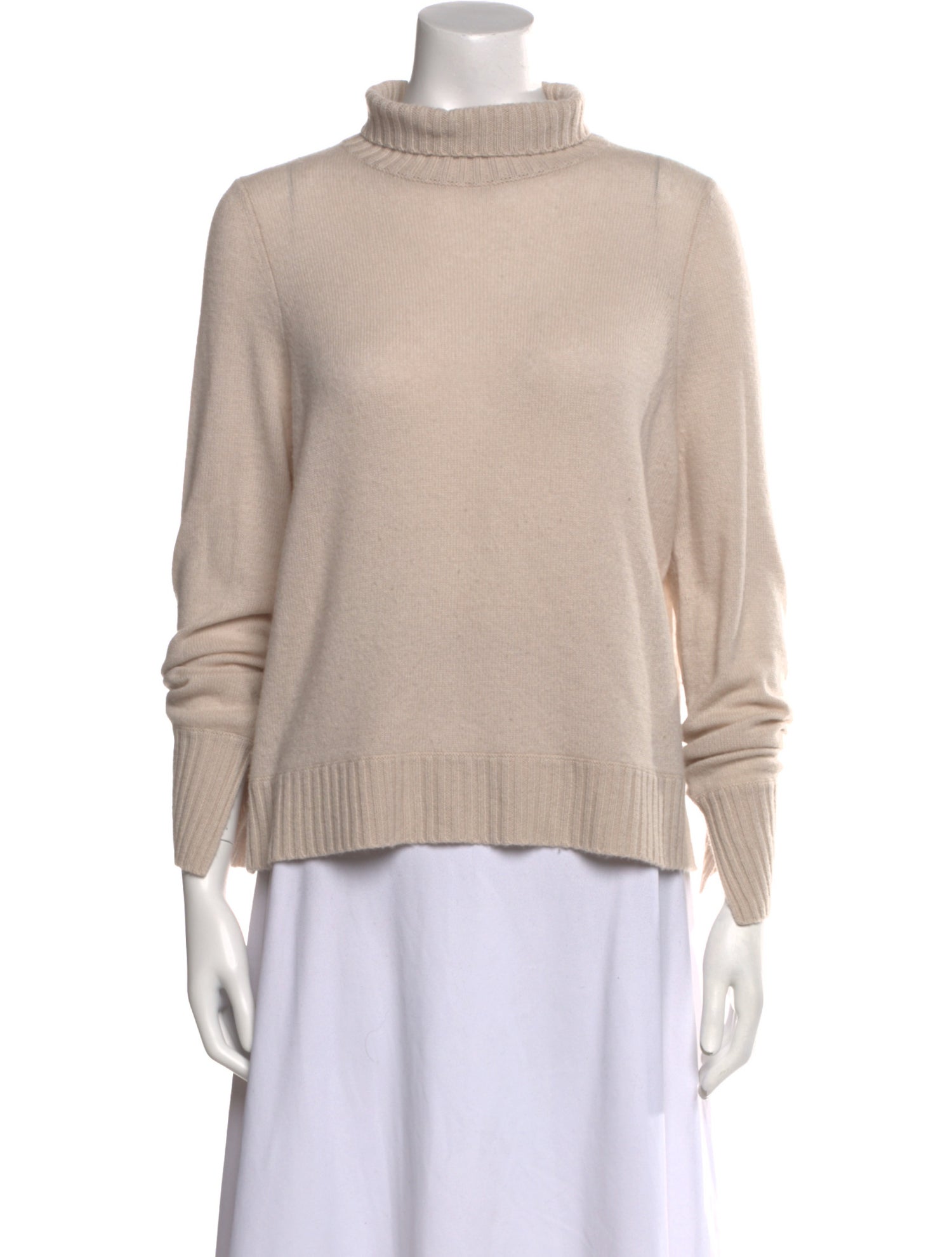 Allude Cashmere Turtleneck Sweater