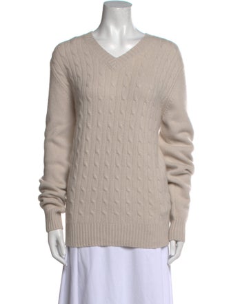 Allude Cashmere V-Neck Sweater
