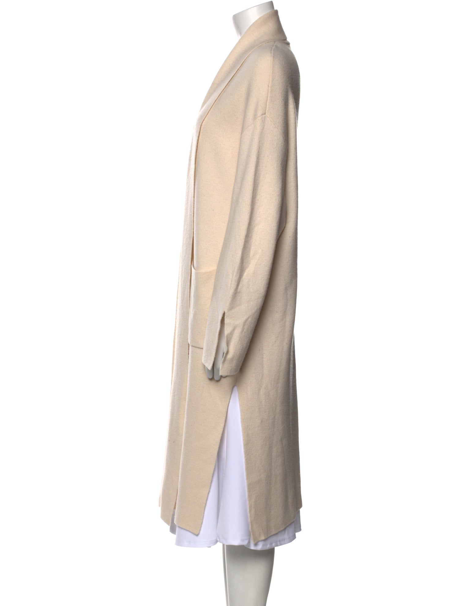 Allude Virgin Wool V-Neck Sweater