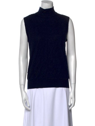 Allude Turtleneck Sleeveless Top