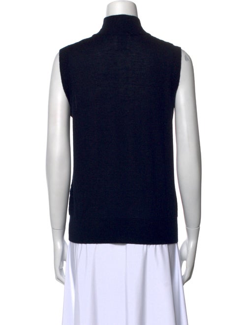 Allude Turtleneck Sleeveless Top